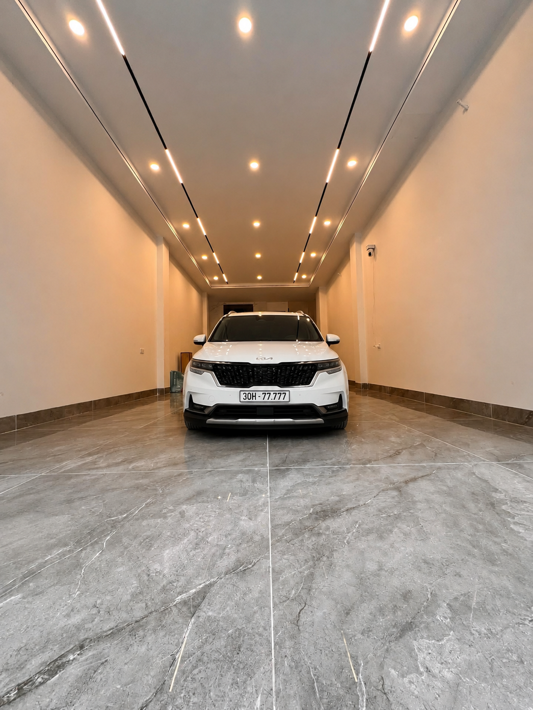 Bán nhà Định Công - Hoàng Mai, 6 tầng thang máy, ô tô vào nhà, 60m2, 14.7 tỷ