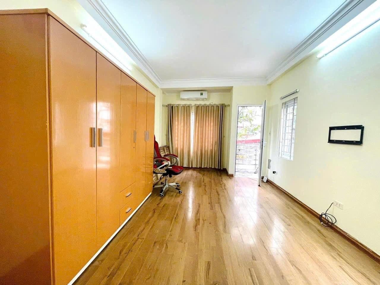 Cho thuê nhà ngõ 3 Đỗ Nhuận - Xuân Đỉnh - Bắc Từ Liêm 30M² 5 Tầng 3 Ngủ Full Đồ - Giá Thuê 12tr