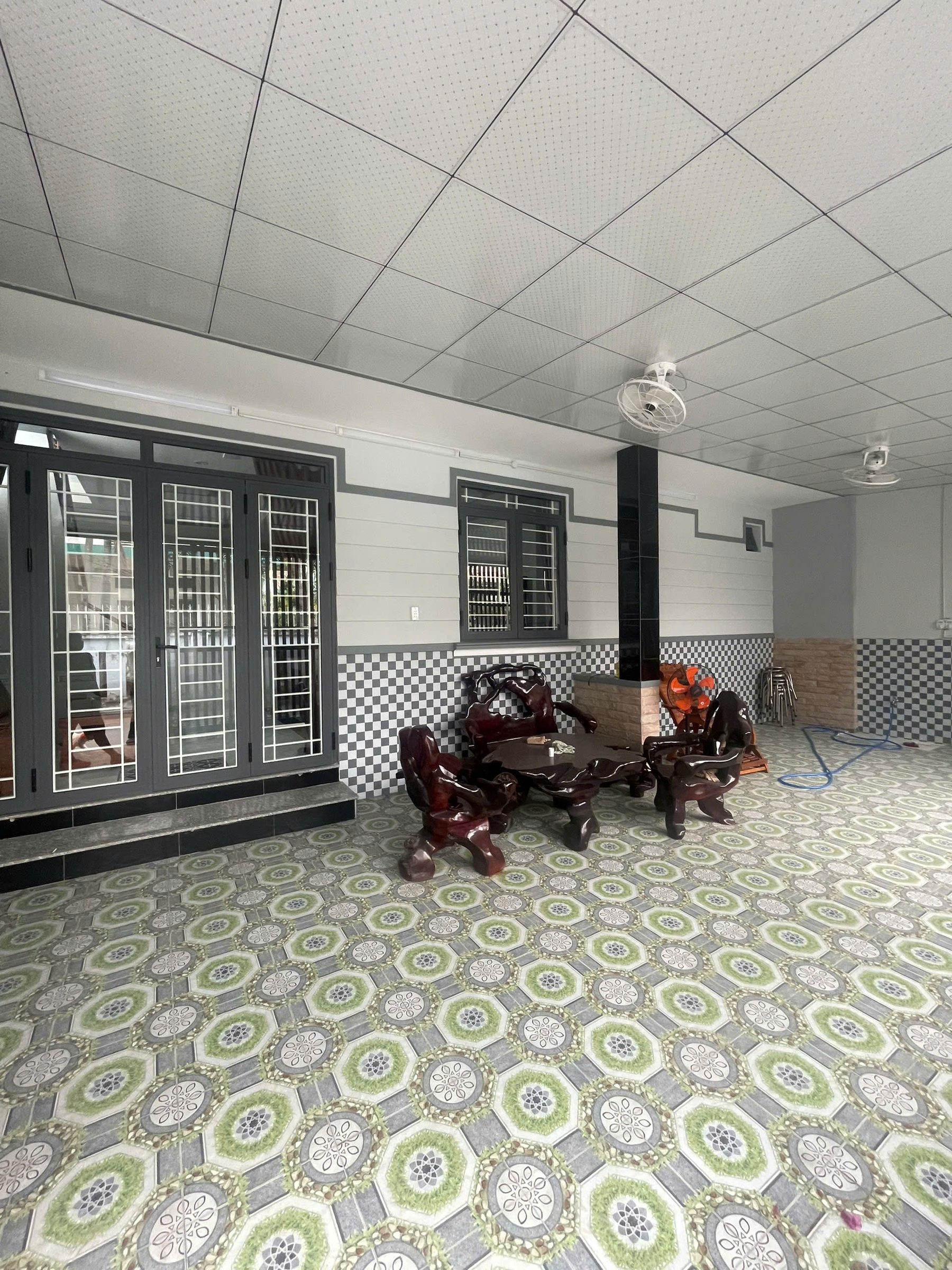 Bán nhà 1 trệt 1 lầu 100m2 sổ riêng thổ cư đường ô tô (P. Hiệp Hoà) nay P. Trấn Biên 4ty5