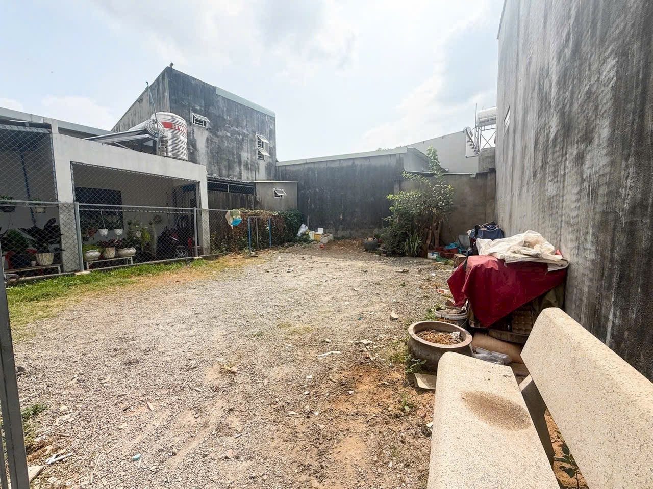 Bán đất *Ngang 8* gần Siêu Thị AeonMall Hiệp Hoà (P.Hiệp Hoà) Giá 2ty9