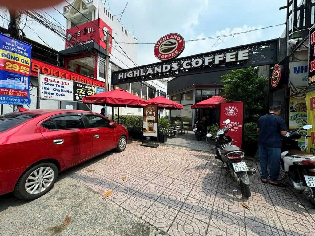 LÔ GÓC 2 MẶT TIỀN- CÓ DÒNG TIÊN HỢP ĐÔNG THUÊ 5 NĂM 120tr/1 THÁNG.ĐƯỜNG ĐỖ XUÂN HỢP QUẬN 9 CŨ