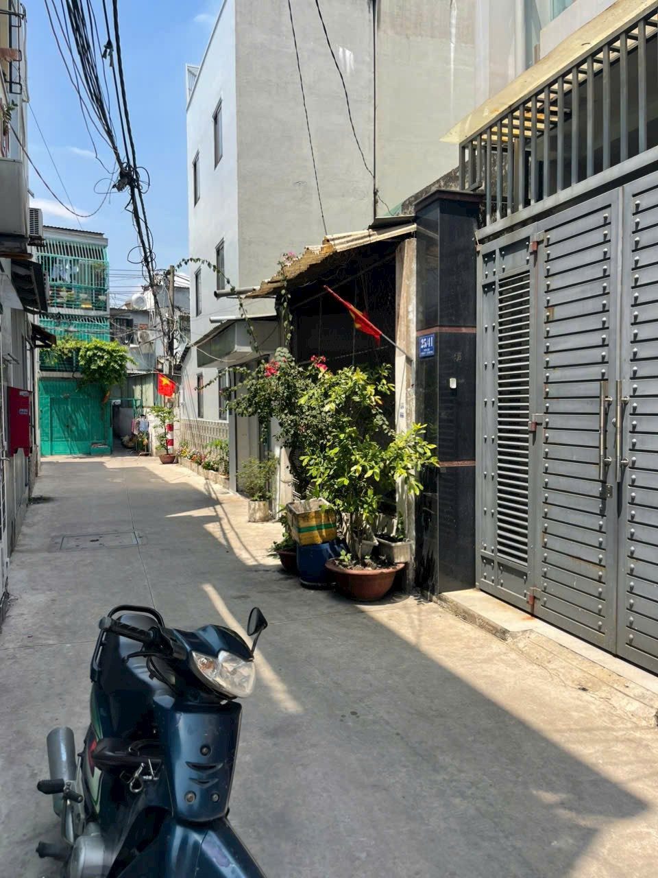 Bán Nhà 3 Tầng - 64m2 Hẻm 4m Đoàn Giỏi - Tân Phú - Ngay Aeon Tân Phú - Giá 6 Tỷ