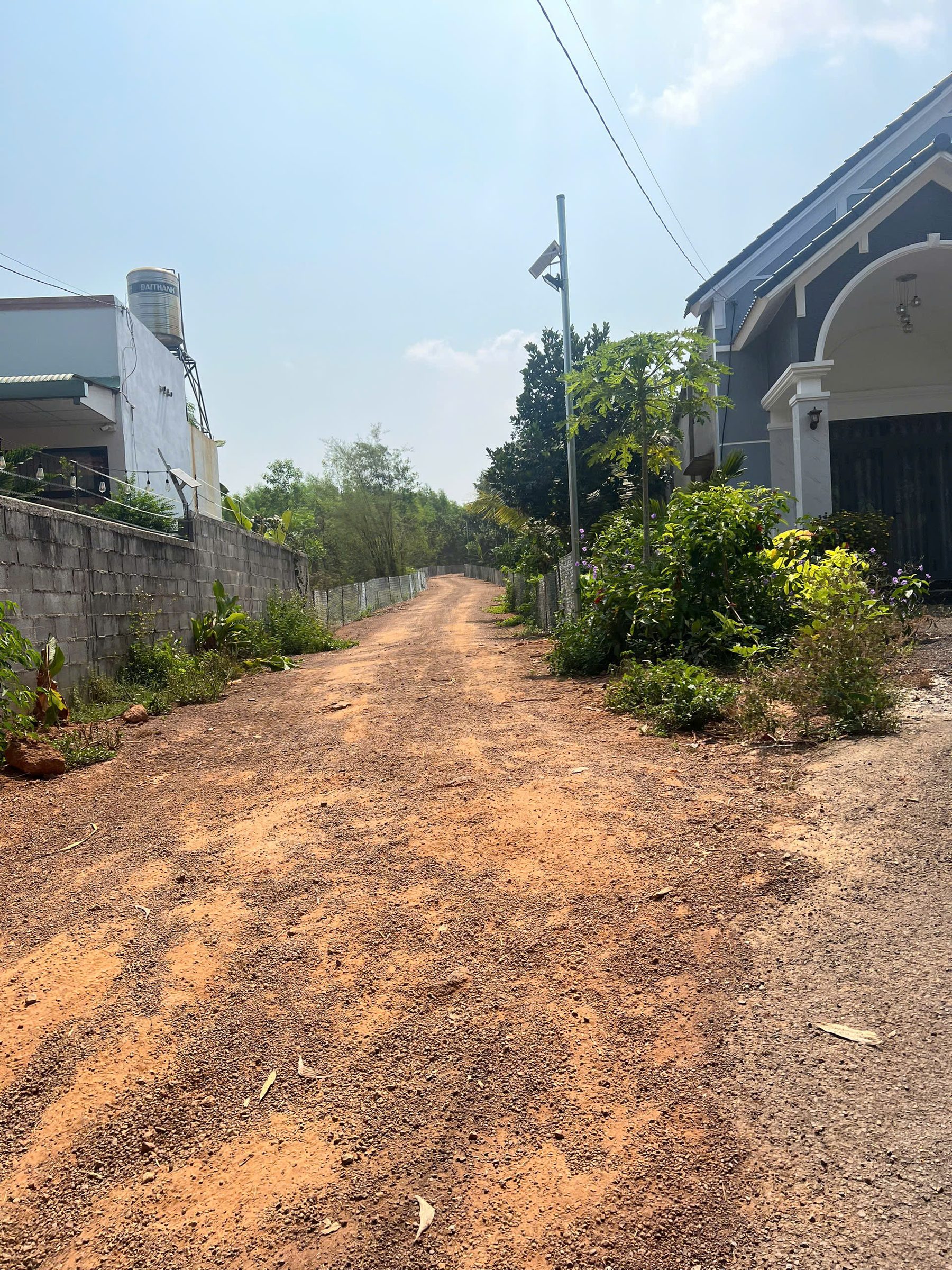BÁN ĐẤT GIÁ TỐT 

📍 Vị trí:  khu vực Vĩnh An , Đường Đoàn Thị Điểm đi vô 400m,
📐 Diện tích: 501m² , đường 7m (đất rộng, đẹp, phù hợp đầu tư) 

🚗 Chỉ 5 phút di chuyển đến:

Trung tâm 
Bệnh viện
Trường học
Khu dân cư hiện hữu, tiện ích đầy đủ

💰