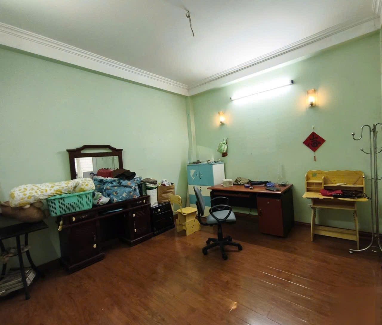 Cho thuê nhà ngõ 285 Đội Cấn, Ba Đình 45M x 4T (4 ngủ) giá 13 triệu