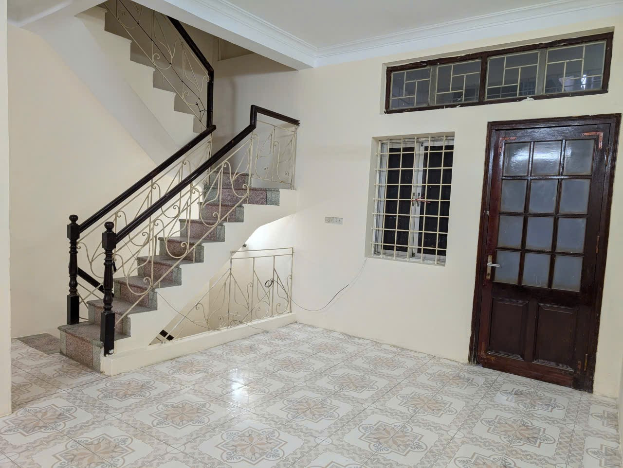 Bán nhà Đội Cấn 37m² ngang 5.1m giá 8.2 tỷ Phường Ngọc Hà (LH: Zalo 0862299066)