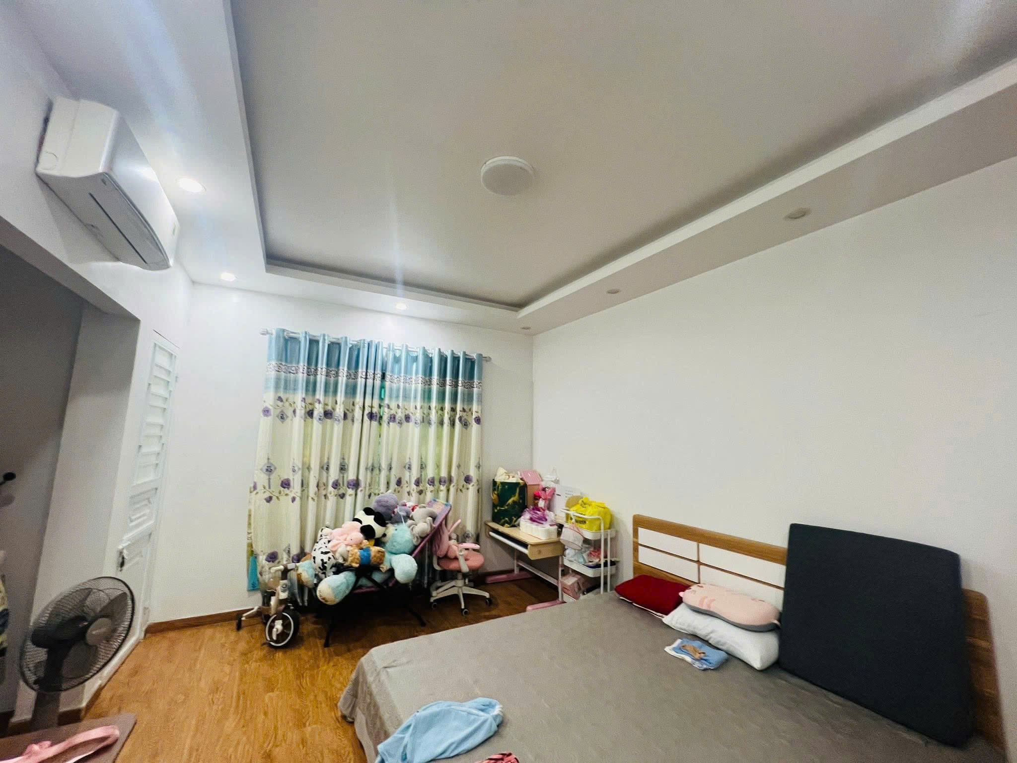 Bán Nhà 3 tầng lô góc dân xây độc lập Đội Văn, Trại Chuối, Hồng Bàng, Hải Phòng. 2,8 tỷ