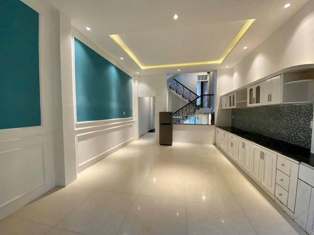 💎 NHÀ 5 TẦNG GIỮA LÕI HẢI CHÂU 120M² – GARA Ô TÔ – DÒNG TIỀN ĐỀU 35TR/THÁNG
