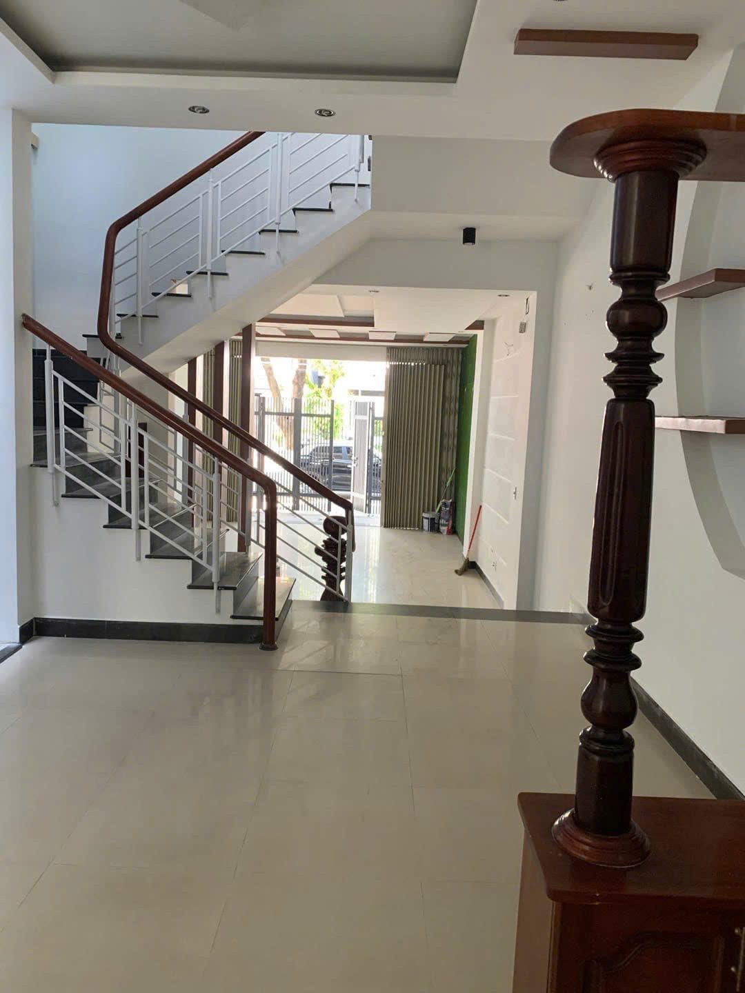 💥 CĂN GÓC- 2 MẶT THOÁNG TT HẢI CHÂU – NGANG 8M – 130M² – Ô TÔ TẬN CỬA 💥