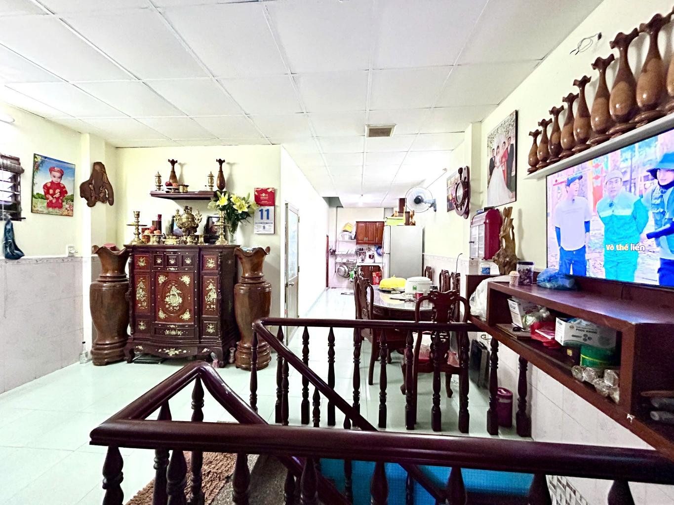 HẺM Ô TÔ TỚI NHÀ – NGANG GẦN 5M – 4PN – KHU BÀU CÁT – ĐỒNG ĐEN - NGUYỄN HỒNG ĐÀO - CHỈ 6.78 TỶ