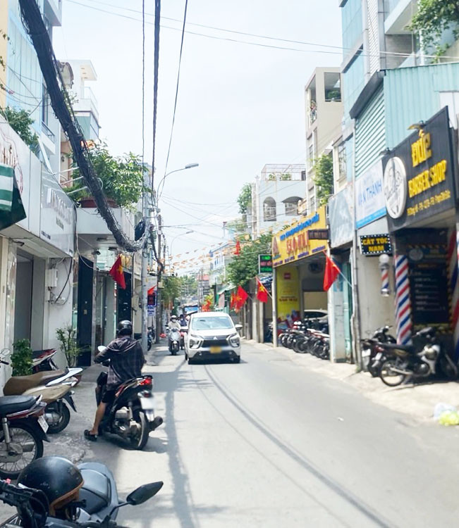Nhà 4 tầng, Mặt Tiền Đông Hồ, Tân Hòa, 100m2, chỉ 18 tỷ TL