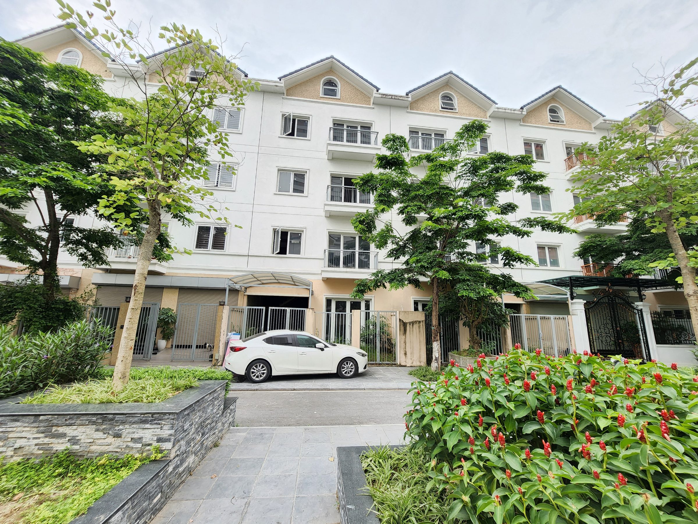 BÁN 2 CĂN BIỆT THỰ LIỀN NHAU EUROWINDOW RIVER PARK ĐÔNG ANH