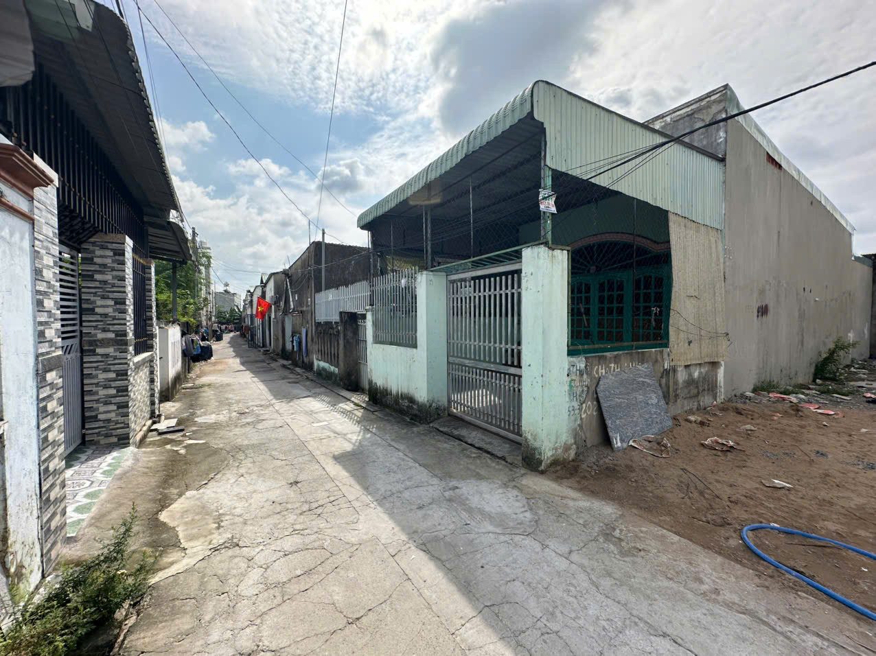 BÁN GẤP LÔ ĐẤT 120M2 SỔ RIÊNG THỔ CƯ NGAY ĐƯỜNG ĐỒNG KHỞI BIÊN HÒA
