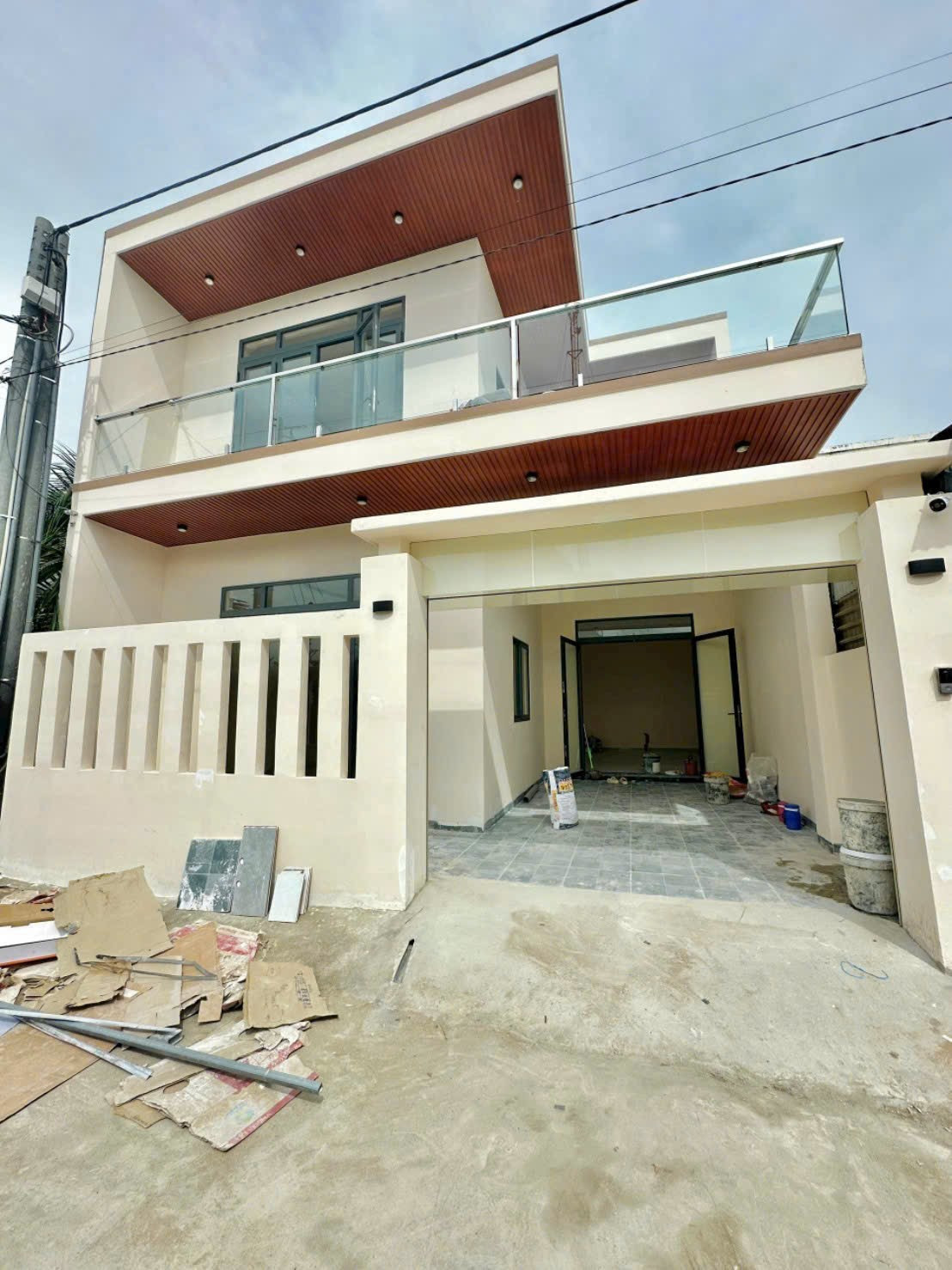 Nhà gần Biên Hòa . Giá chỉ hơn 1 tỷ xíu. Nhà xây mới full thổ cư.