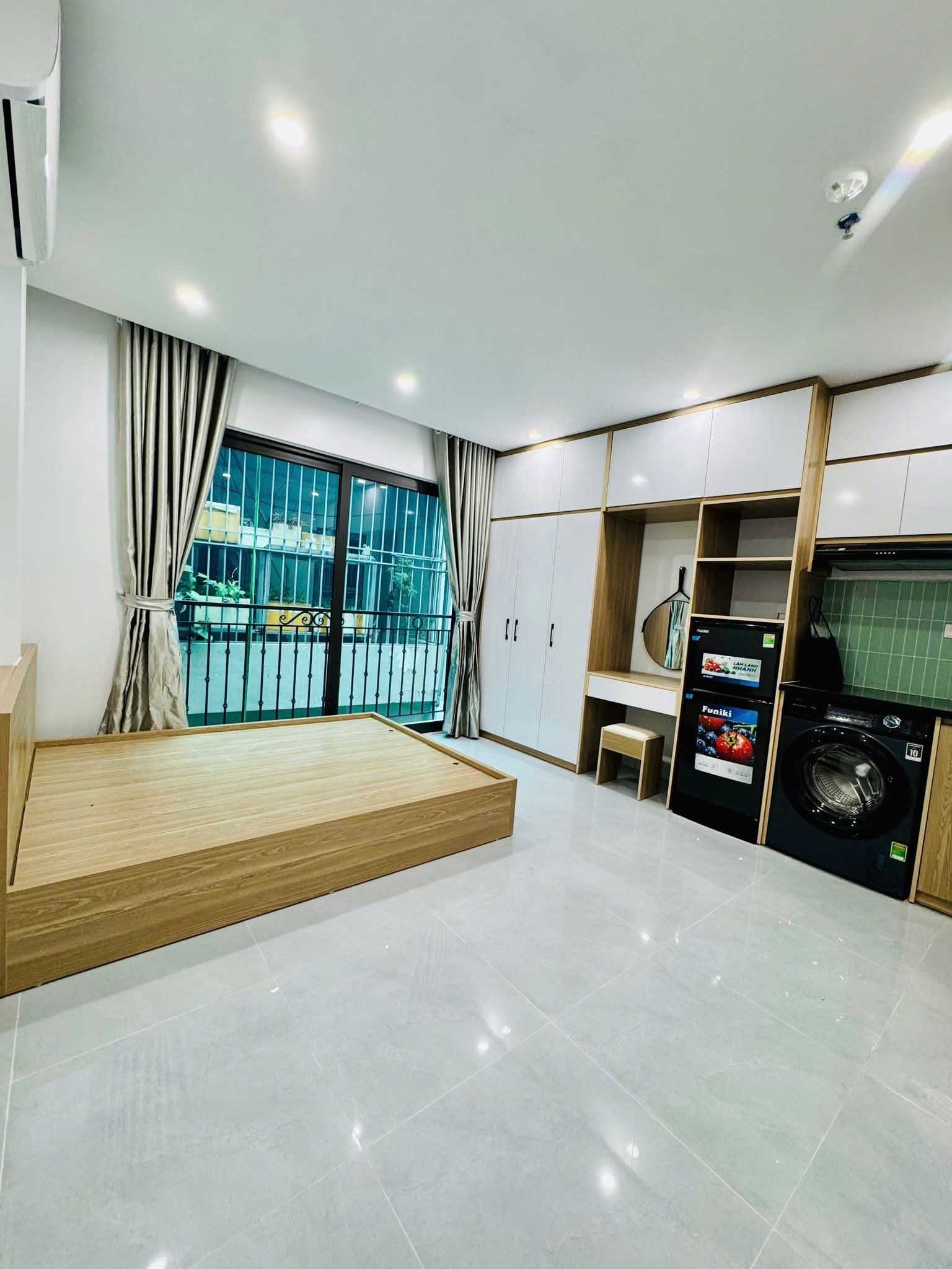 CHDV 7 tầng thang máy, DT 102m, 25 phòng, full nội thất, dòng tiền 100 tr/tháng - 22,9 tỷ