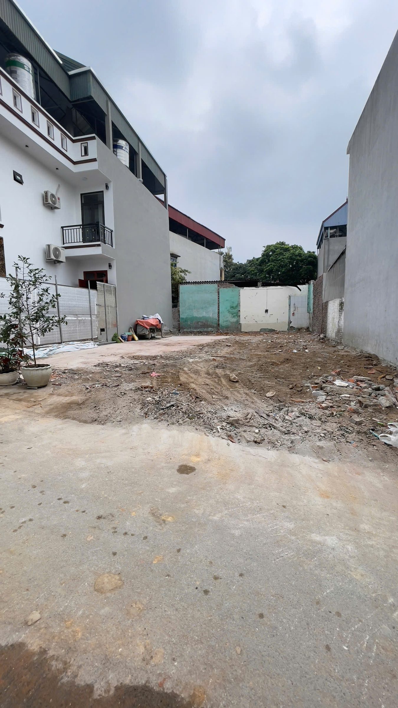 QUỸ ĐẤT 175m² MẶT TIỀN 10M – TRUNG TÂM XUÂN HOÀ
Tài sản chiến lược dành cho nhà đầu tư 5–10 tỷ