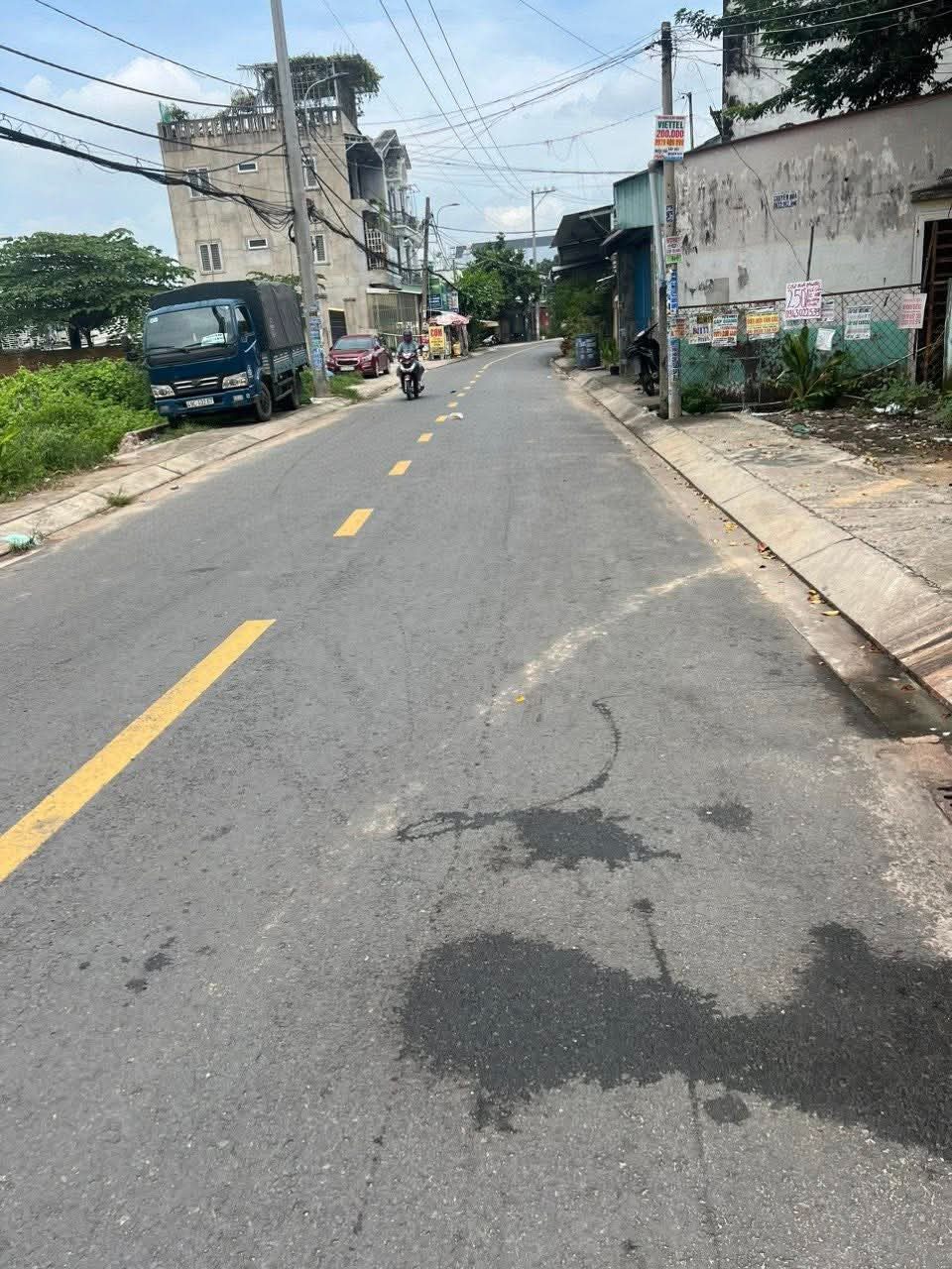 Bán 2 dãy nhà trọ MT nhựa đường Đông Thạnh xã Đông Thạnh, huyện Hóc Môn TPHCM, DT: 12x50m.