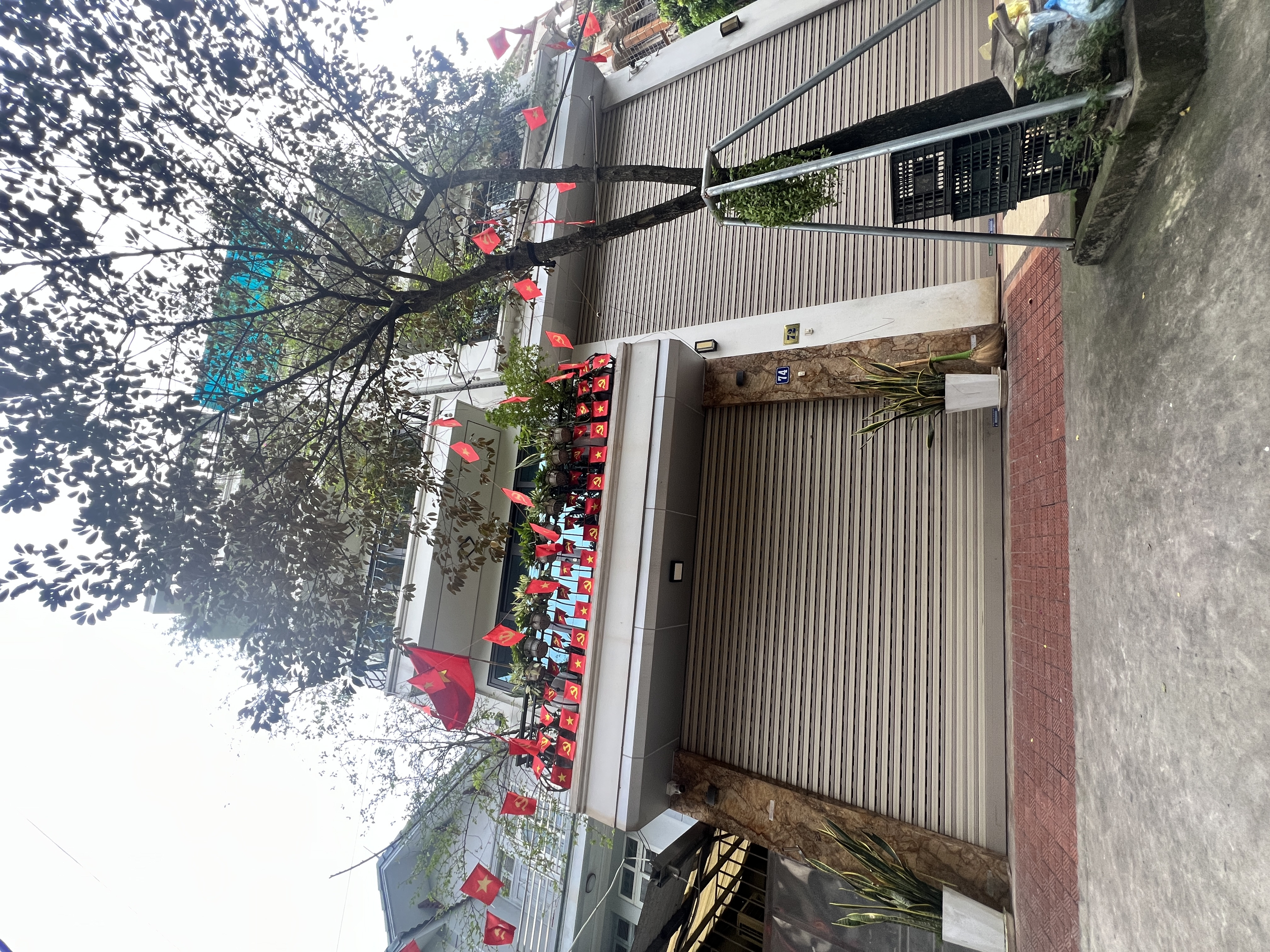 VĨNH HƯNG-  HOÀNG MAI