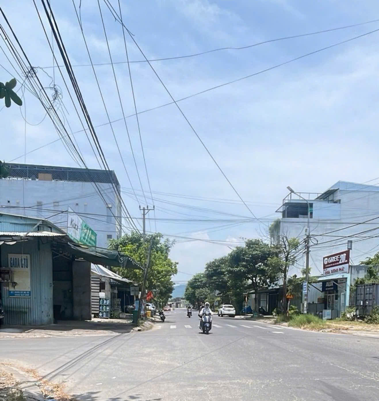 Bán đất mặt tiền đường Đồng Xoài - Đường 10,5m thông thoáng, chỉ 5 tỷ 4 tl