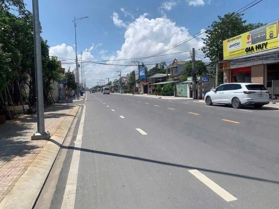 Dứt khoát 650 triệu — Đất mặt tiền Dầu Tiếng 500m² thổ cư, sổ đỏ, giá tốt nhất khu vực