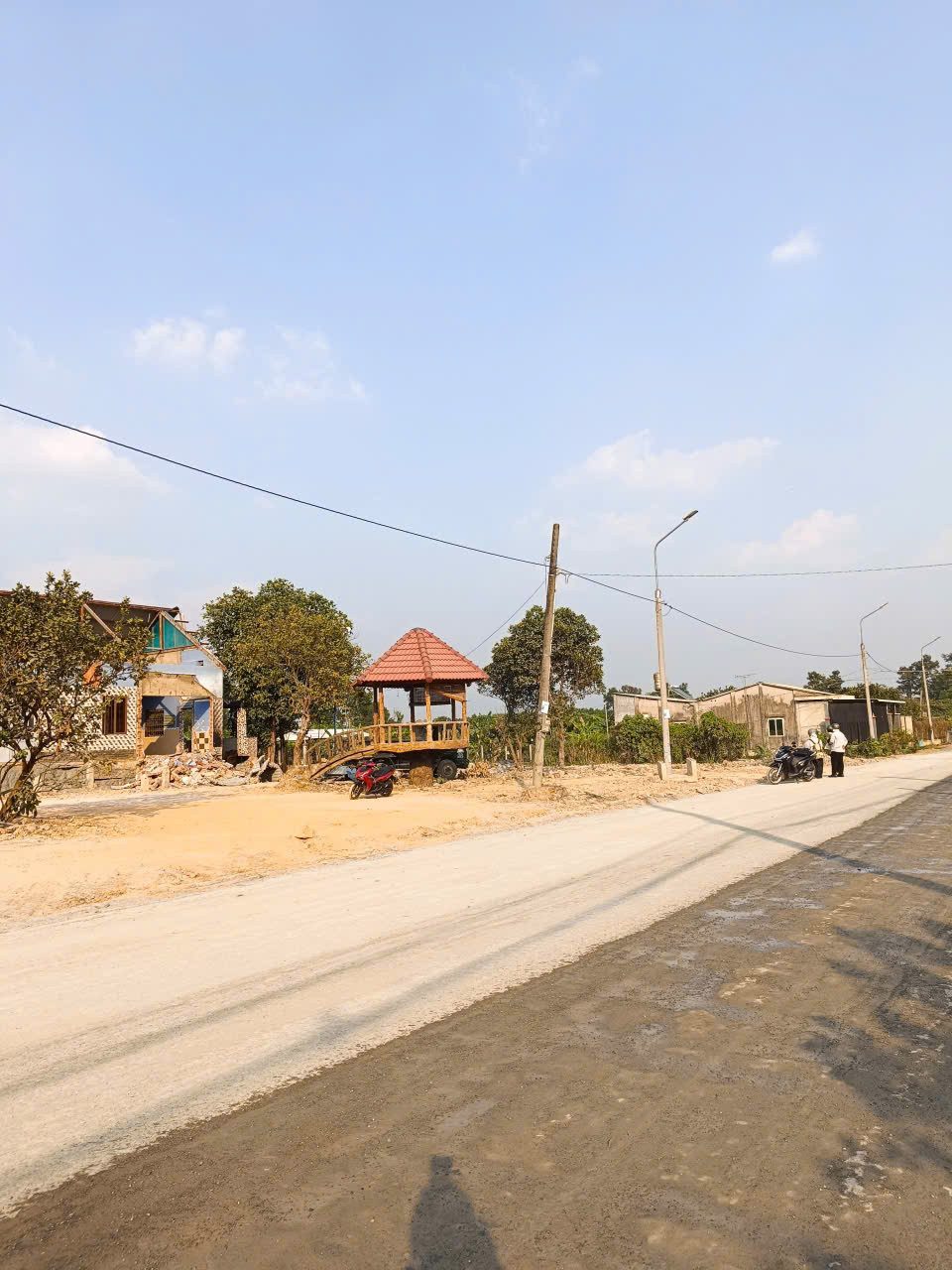 NÓNG 7 LÔ  ĐẤT MẶT TIỀN ĐƯỜNG KINH DOANH MẶT TIỀN ĐƯỜNG HL15