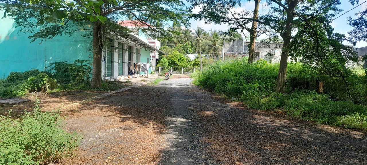 BÁN NHANH MIẾNG ĐẤT GẦN KGT PHI TRƯỜNG, LONG HOÀ, 64M2, SHR, 1,4 TỶ