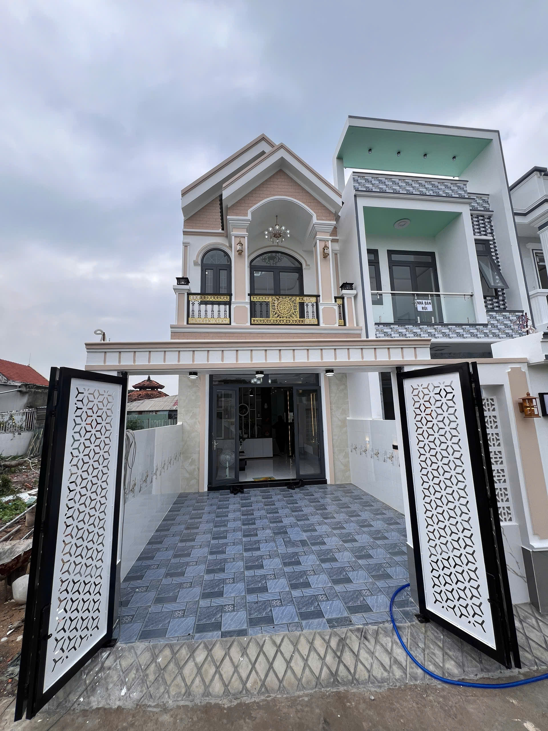 🔥 THAY CHỦ GẤP CHO CĂN 1 TRỆT 1 LẦU 100M2 - LONG AN - 2 TỶ 950 - SHR ✨