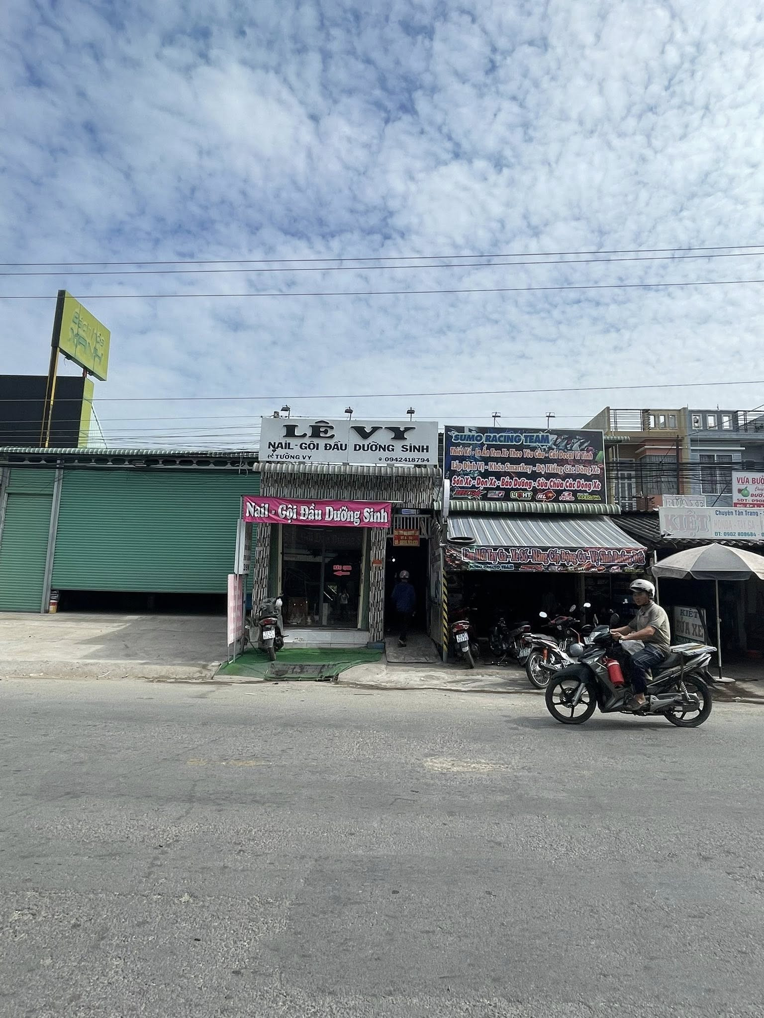 Cho Thuê Nhà Nguyên Căn Trống suốt 1 trệt 1 lầu