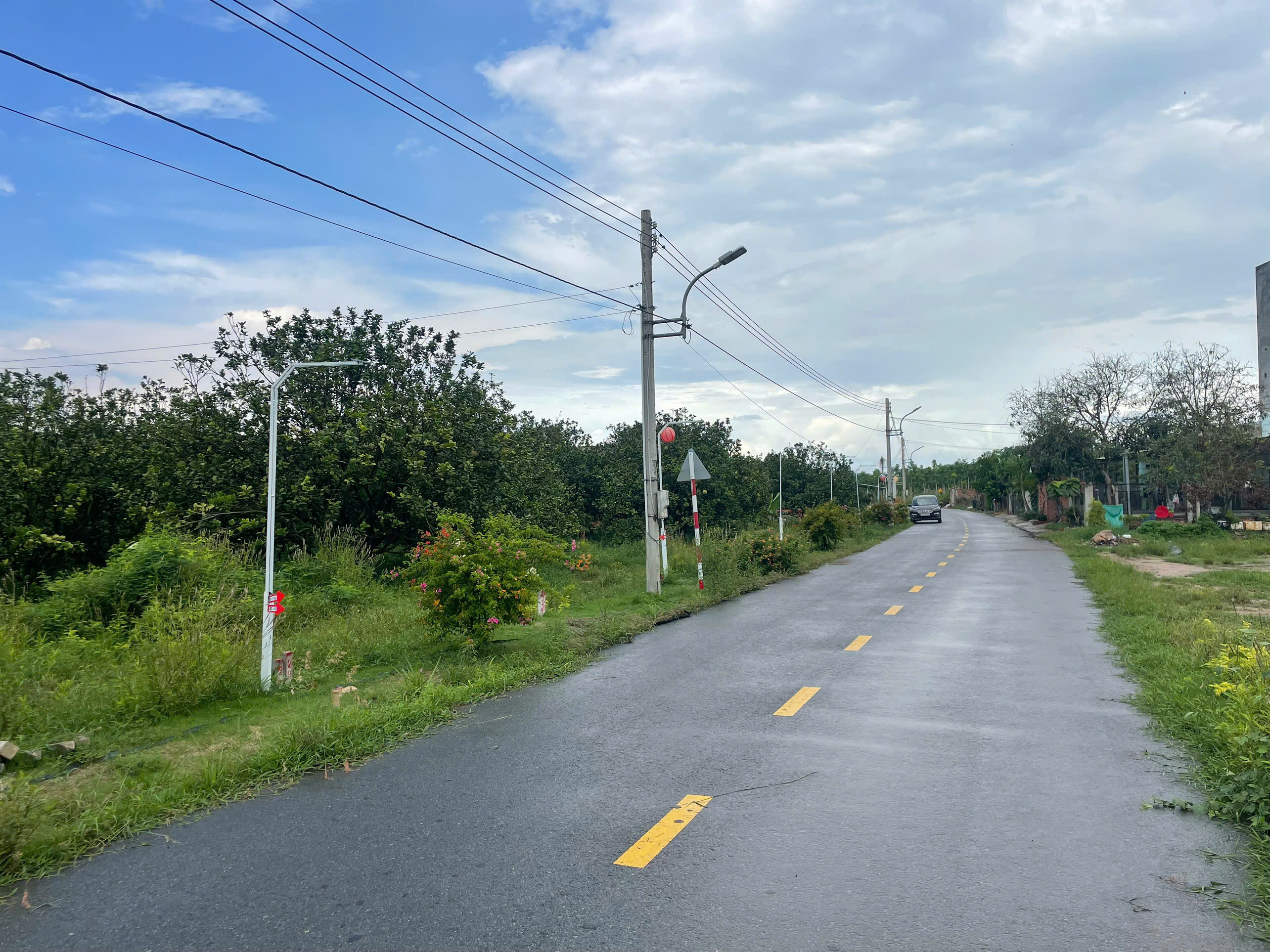 SỔ HỒNG RIÊNG - CÔNG CHỨNG NGAY. LÔ KHO XƯỞNG 2000M². ĐƯỜNG NHỰA. XUNG QUANH ĐẦY ĐỦ TIỆN ÍCH. CÁCH QL13 1,5KM. TRỪ VĂN THỐ - TP.HCM