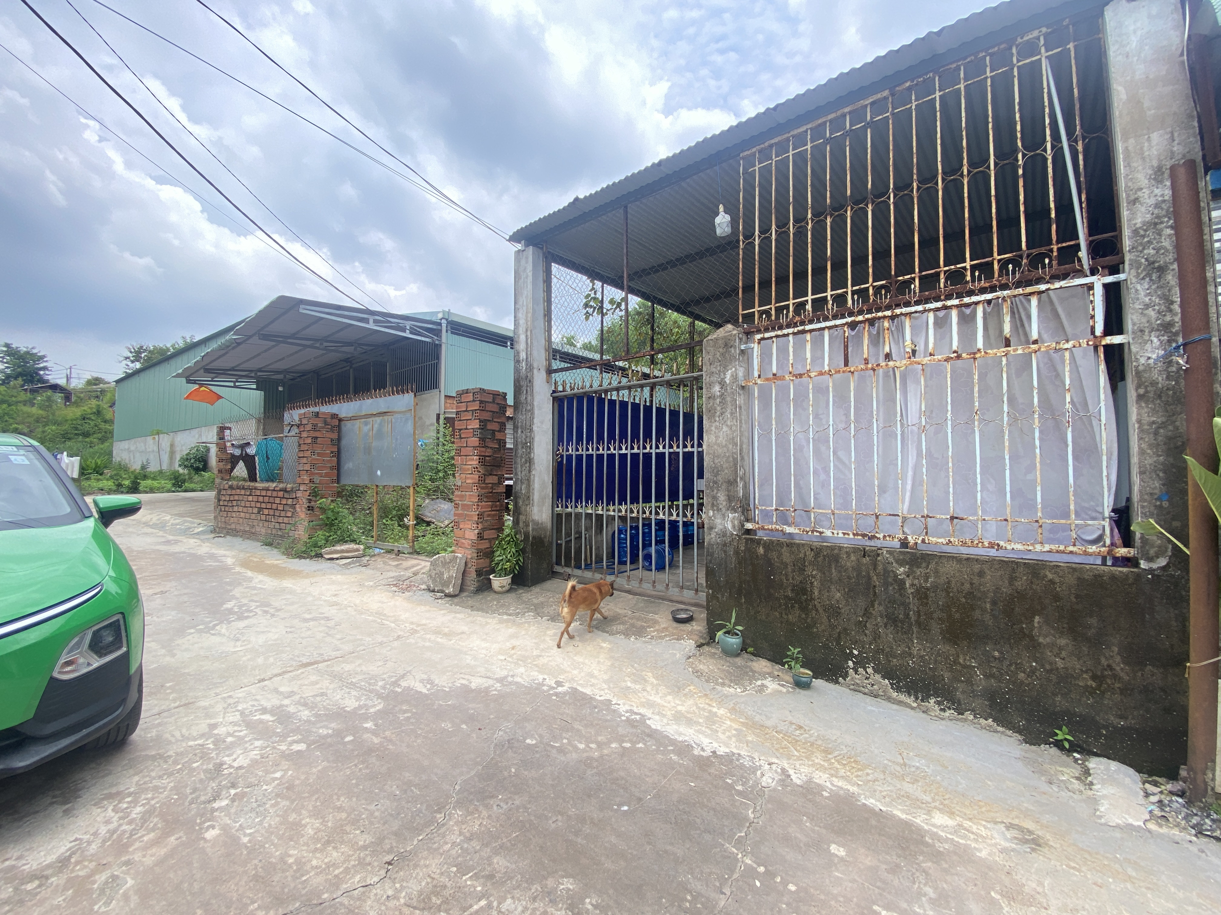 Bán nhà đất diện tích 12* 46 có  thổ cư , có 5 phòng trọ đang cho thuê