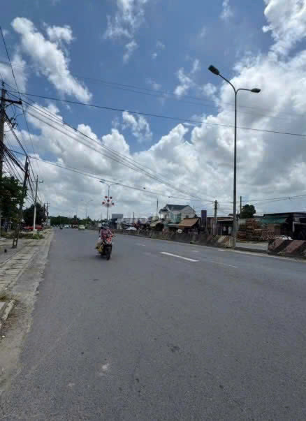 Chính chủ bán lô đất 378m2 full thổ cư giá 1 tỷ 300Tr ngay KCN Phước Đông, Tây Ninh