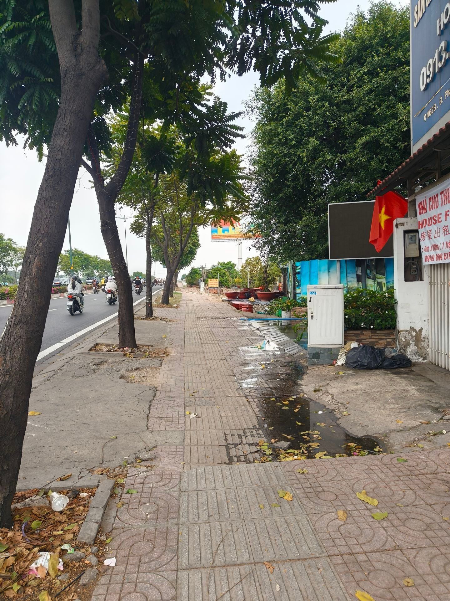 MẶT TIỀN PHẠM VĂN ĐÔNG - CÙNG VÁCH GIGAMALL - KINH DOANH ĐÌNH CŪA ĐÌNH -DT 192 M² FULL THỔ- NHİNH 100 TRIỆU/M2.