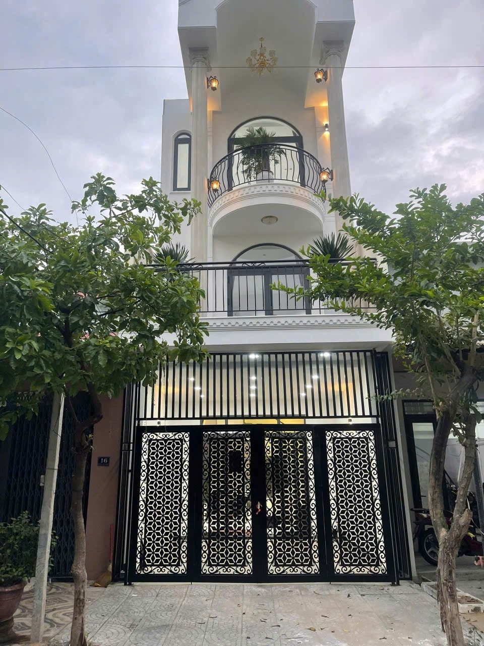 Bán nhà 3 Tầng, Đường Dương Đức Hiền, Liên Chiểu, Đà Nẵng - Giá 8.29 tỉ