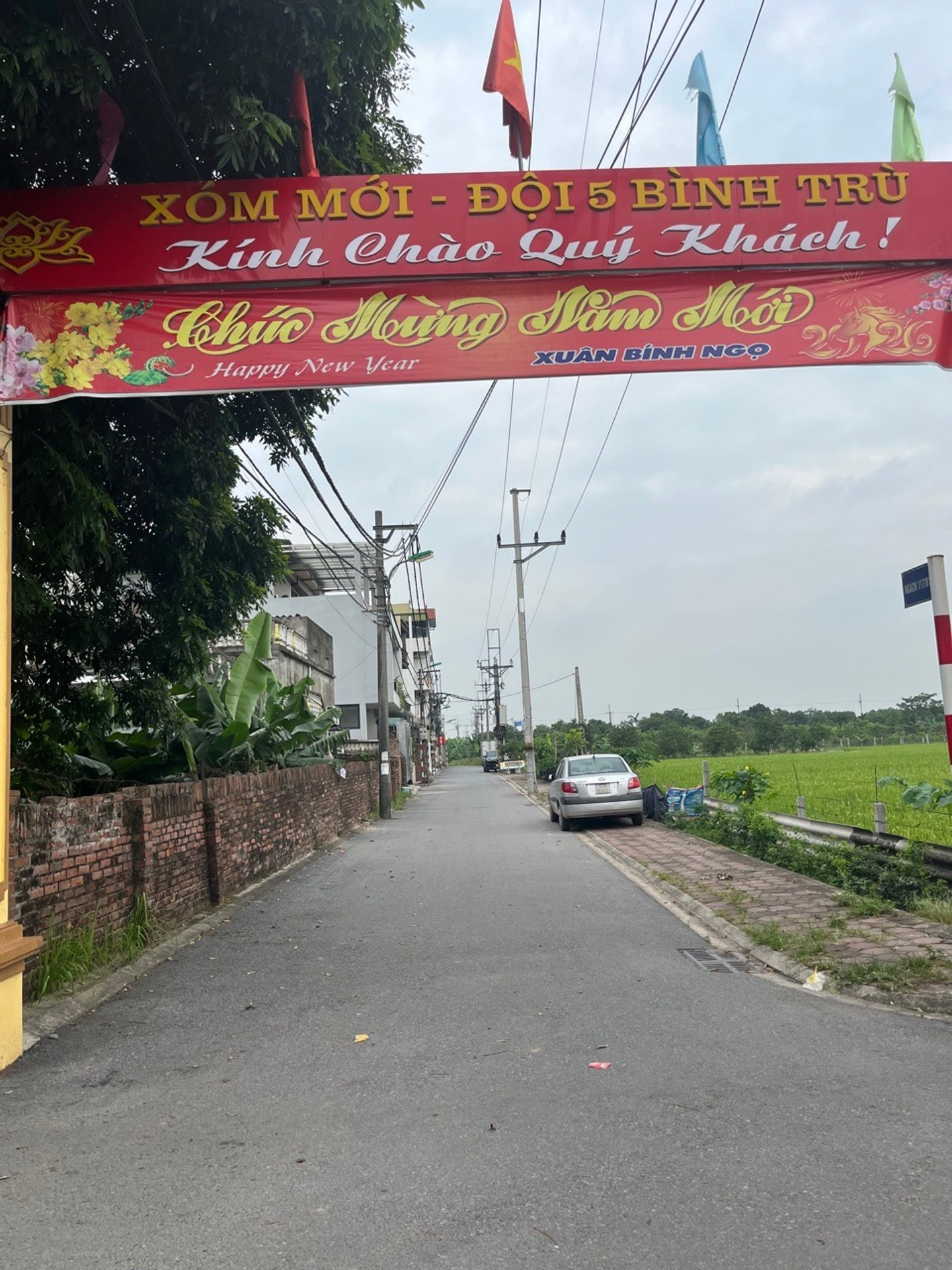 Bán Đất 64m2 có sẵn 64 m2 thổ cư giá 2.45 tỷ tại Đường Dương Quang Xã Dương Quang Huyện Gia Lâm Hà Nội