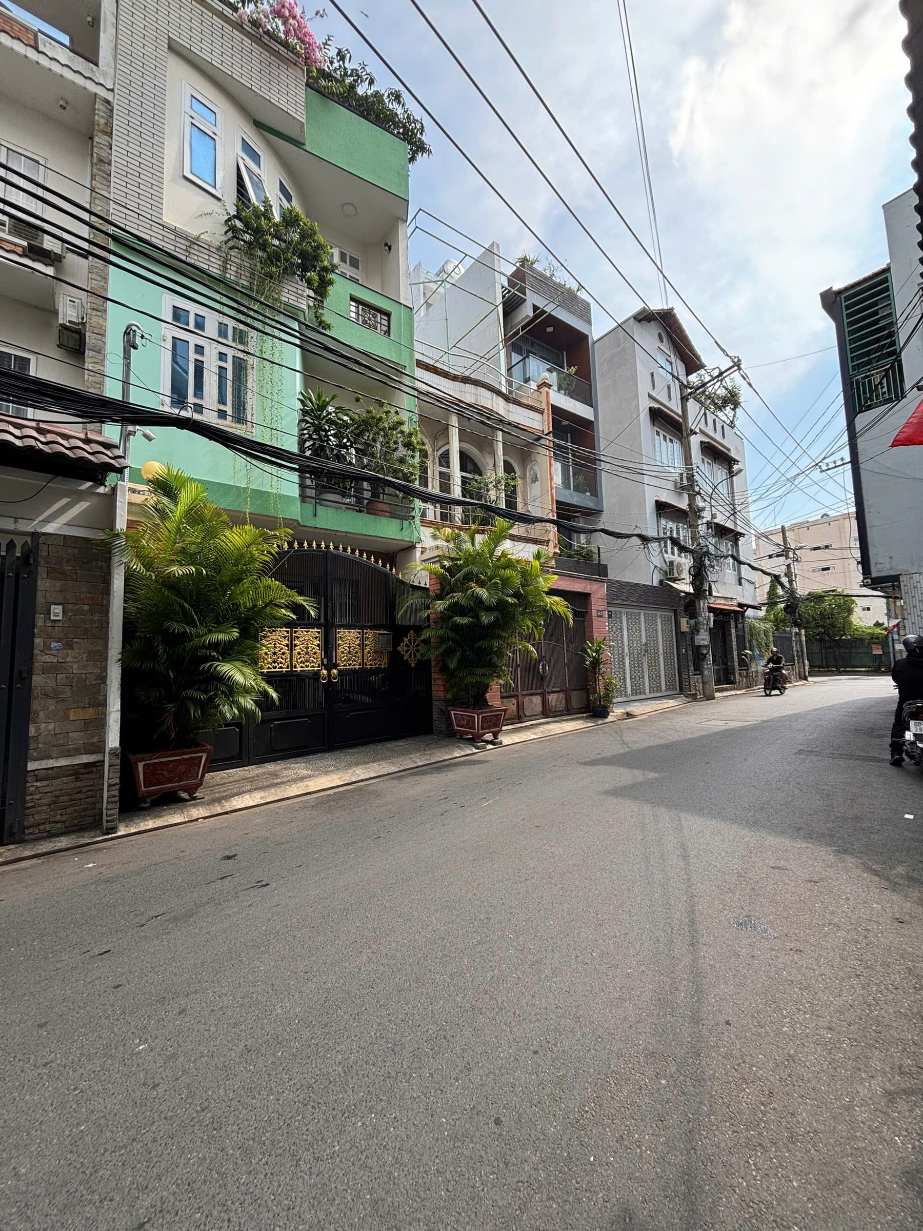 NHÀ HẺM 5M – DUY TÂN – GẦN CHỢ VẢI TÂN BÌNH – LÝ THƯỜNG KIỆT – 68M² – 4 TẦNG – CHỈ 10.3 TỶ