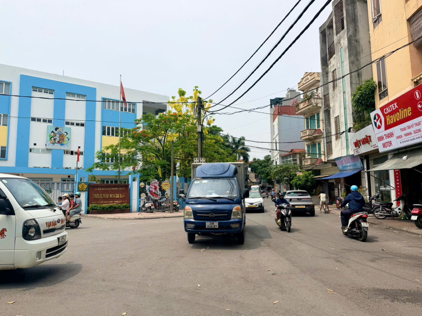 Bán Nhà riêng 40m² thổ cư 40m² giá 7.6 tỷ tại Đường Gia Quất Phường Bồ Đề Quận Long Biên Hà Nội