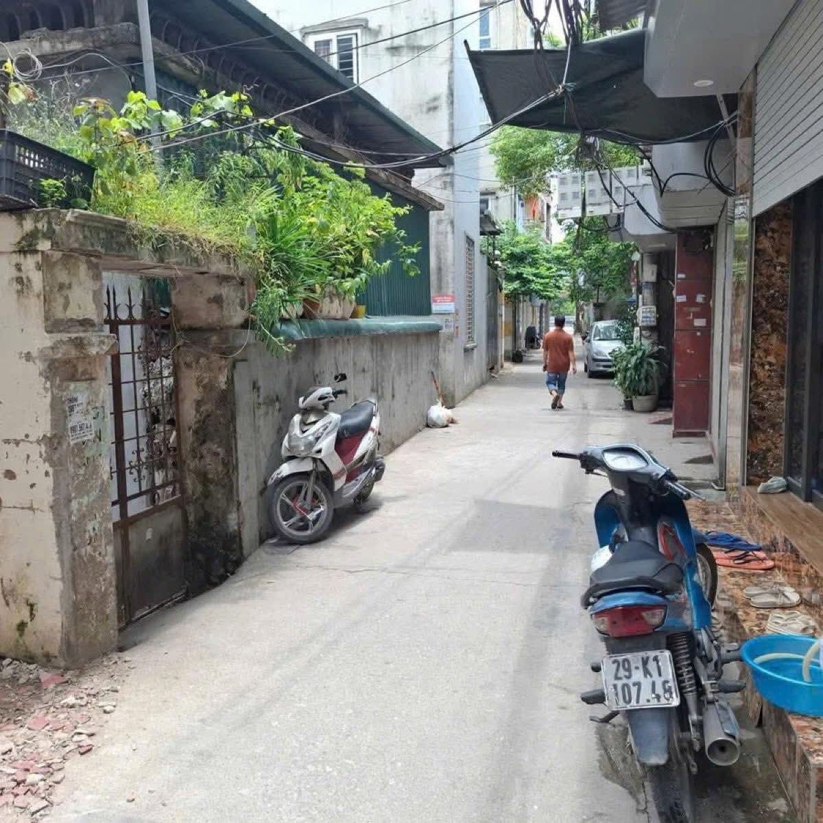 BÁN TÒA NHÀ CHDV ĐƯỜNG GIẢI PHÓNG. 80M2 - 7 TẦNG, THANG MÁY. 15 PHÒNG KHÉP KÍN.