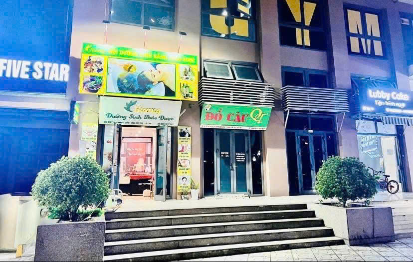 CHO THUÊ CĂN THƯƠNG MẠI TẦNG 1, CHUNG CƯ HAPPY STAR, CĂN GÓC, 2 TẦNG, NHÌN THẲNG RA ĐƯỜNG MAI CHÍ THỌ