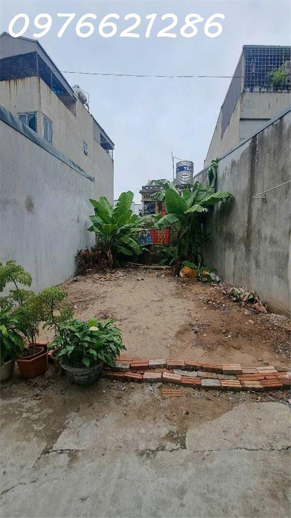 Chỉ hơn 4 tỷ có 48 m2 đất Giang Biên - Long Biên-Mt: 5.1m - Ngõ nông-Ô tô vào tận nơi