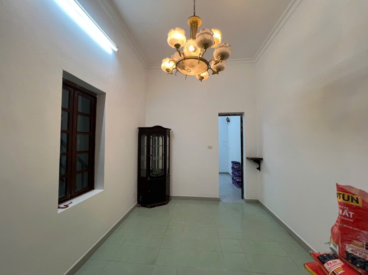 Cho thuê Nhà riêng tại Đường Giáp Bát 47M² 4 Tầng 3 Ngủ - Nội Thất CB - Giá Thuê 15tr