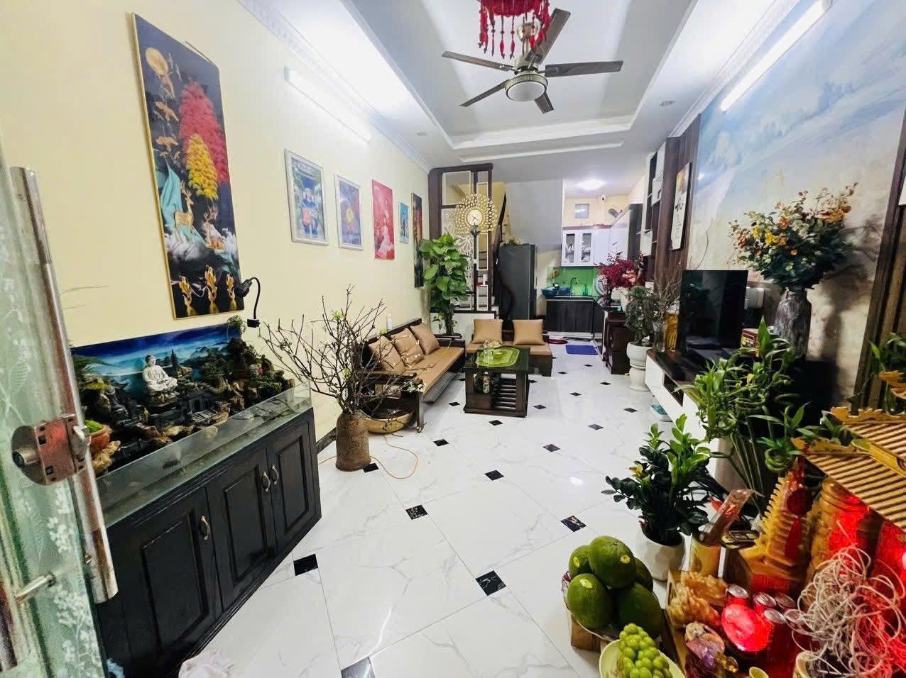 Cho Thuê Nhà Ngõ 141 Giáp Nhị - Hoàng Mai 35M² 5 Tầng 3 Ngủ Full Nội Thất - Giá Thuê 13tr
