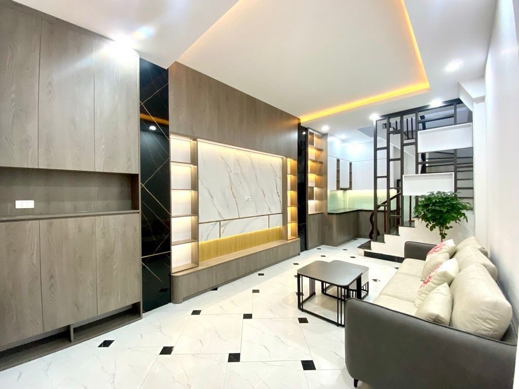 NHÀ GIÁP NHỊ, NGÕ 6M, 50M Ô TÔ, FULL NỘI THẤT, HƠN 9 TỶ