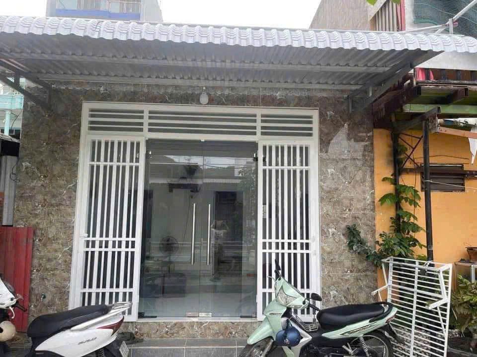 Bán gấp nhà cấp 4 gần BV Xuyên Á ở Tân Phú Trung 137m2 giá 890 Triệu Sổ Hồng Riêng