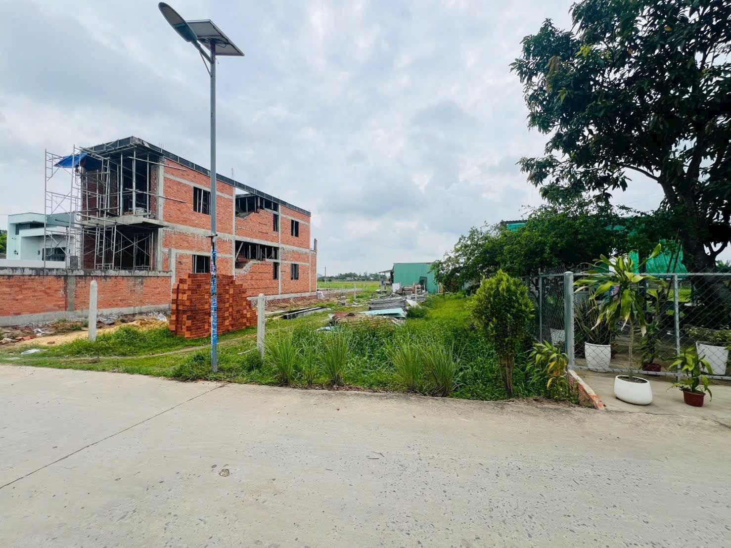 Bán Đất 170m2 có sẵn 170 m2 thổ cư giá 1.38 tỷ tại Đường Giồng Lớn Xã Mỹ Hạnh Nam Huyện Đức Hòa Long An