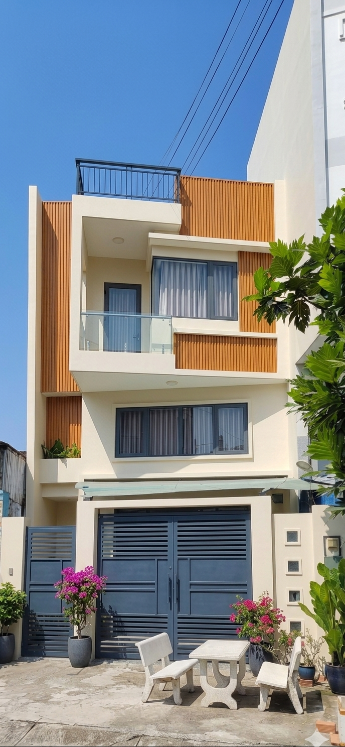 GIẢM NGAY 700TR CHỈ CÒN 6.8 TỶ - BÁN NHANH NHÀ PHÚ HỮU Q9 – 81M2 – 3TẦNG – ĐƯỜNG 12M CÓ VỈA HÈ
