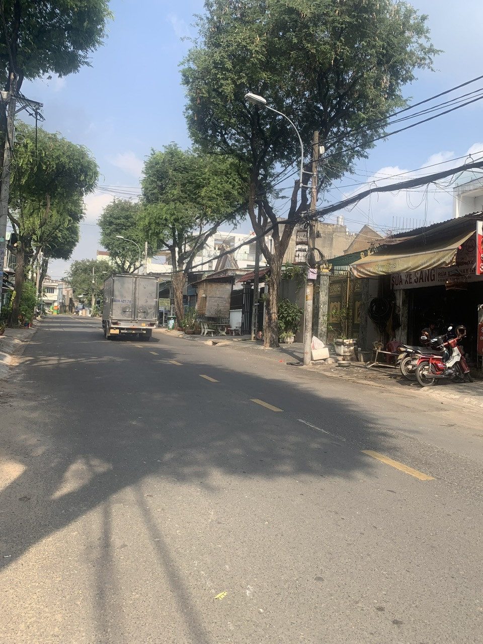 Nhà 3 Lầu Mặt Tiền Đường Gò Dưa gần Quốc Lộ 1A, sổ hồng 121m Bán Giá Tốt