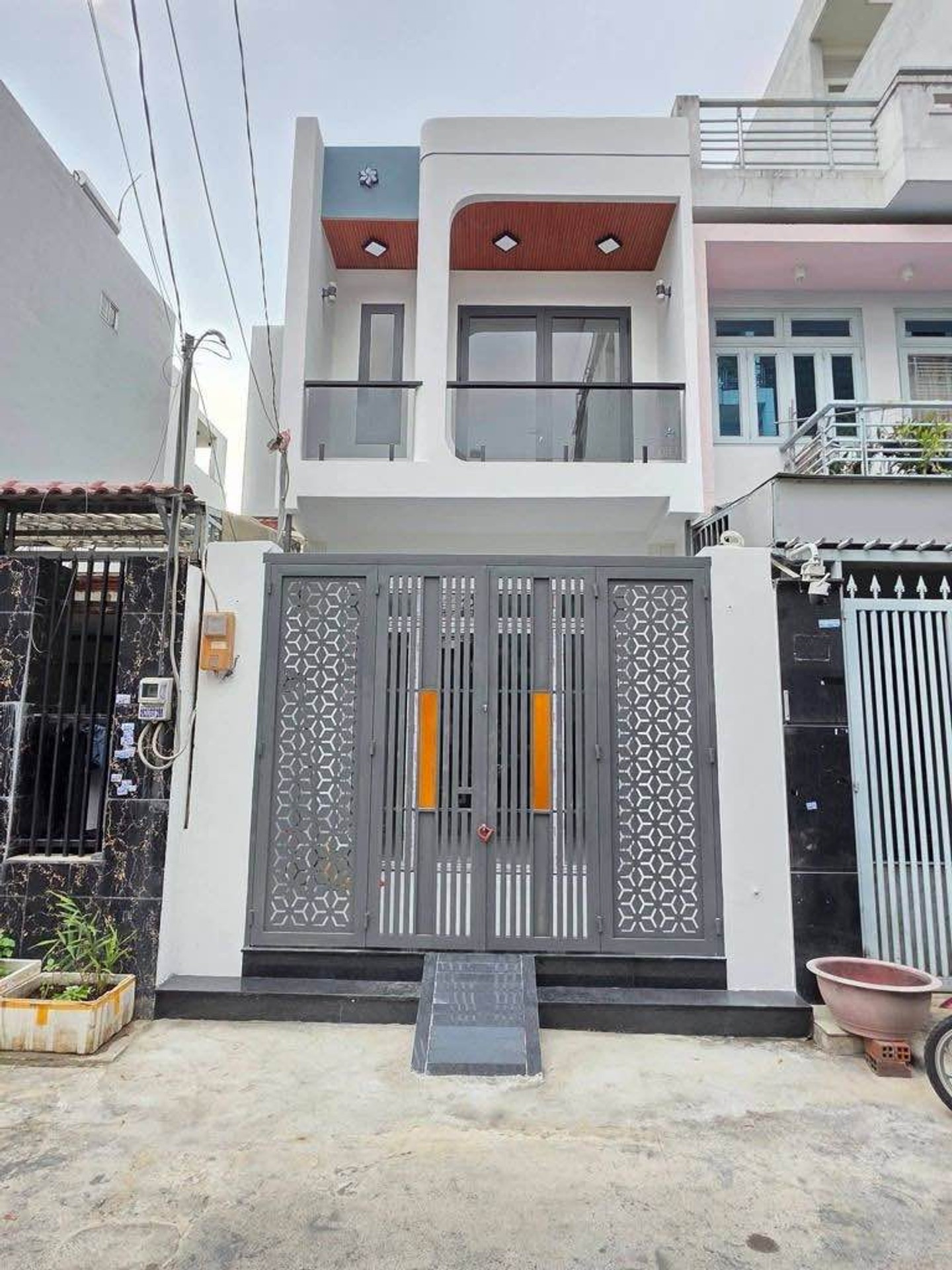 BÁN NHÀ ĐẸP MẶT TIỀN ĐS LÊ VĂN QUỚI - GIÁP TÂN PHÚ - 67M2 - KINH DOANH ĐA NGÀNH