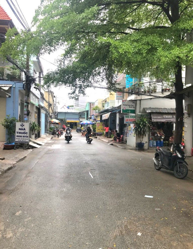 BÁN NHÀ SÁT TÂ.N KỲ TÂN QUÝ - ÔTÔ VÀO NGỦ - NH g ( 5X19M )