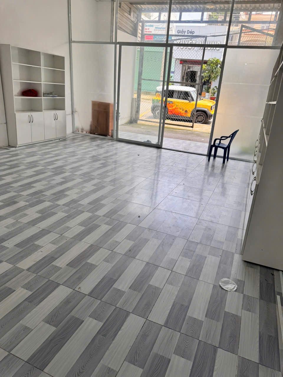 Cho Thuê Nhà Kho 340m2 Mặt Tiền đường Hà Huy Giáp Quận 12 giá 20 triệu