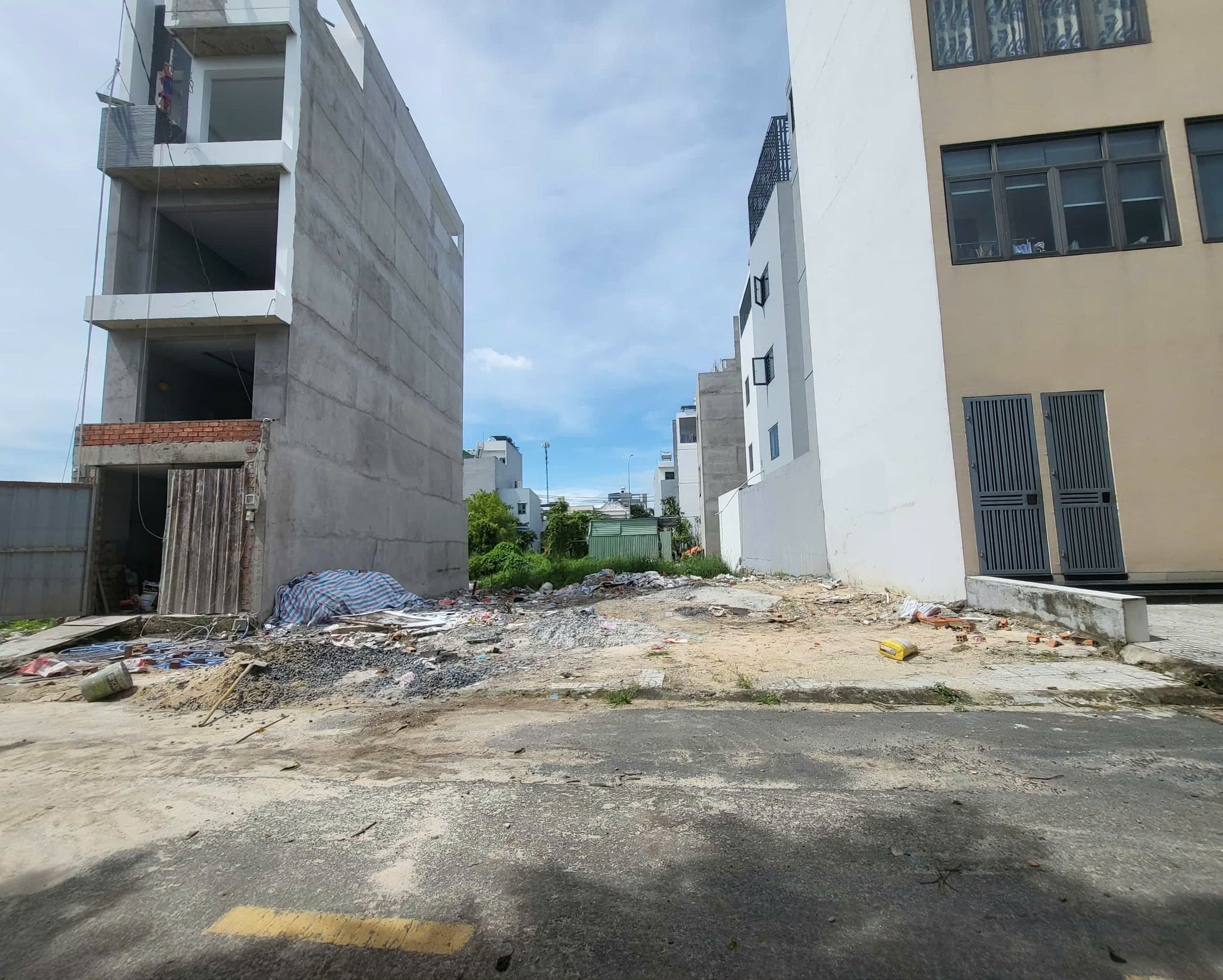 69m2, đất mặt tiền đường 8m, có vỉa hè, Thạnh Lộc, Q.12, 4,5 tỷ