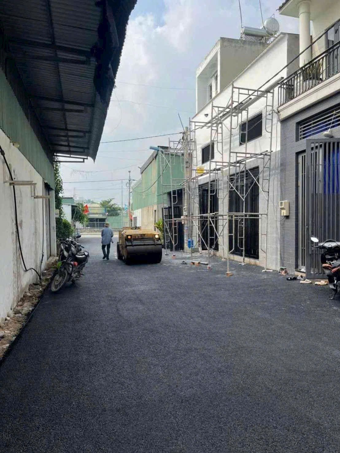 BỀ NGANG 8.6M THÊNH THANG HIẾM CÓ - ĐẤT FULL THỔ CƯ 100M2 ĐƯỜNG XE TẢI THẠNH LỘC Q12 HẠ CHÀO CÒN 6.8 TỶ